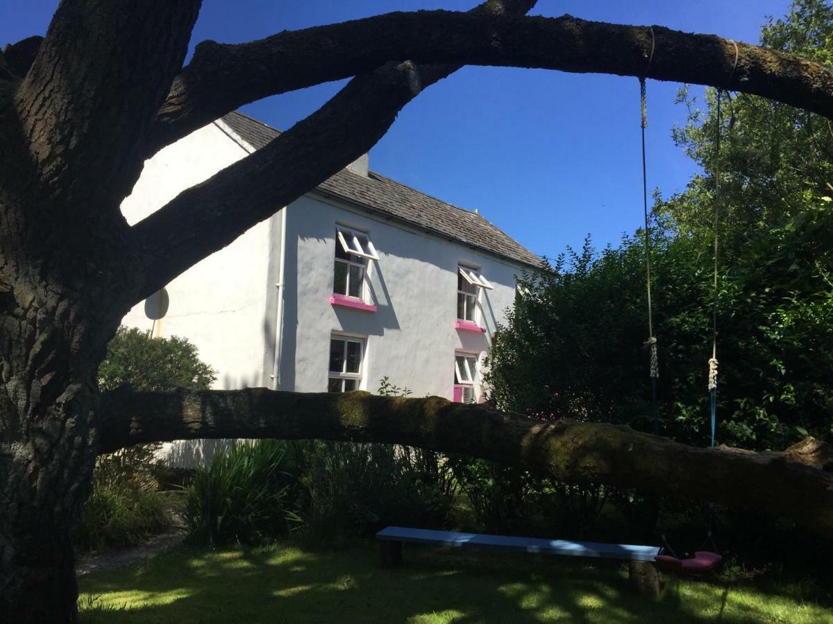 Boss'S Farmhouse Chapeltown Exterior photo