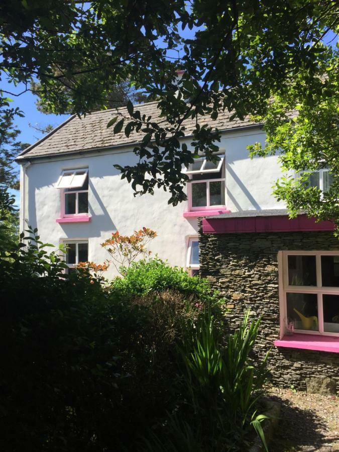 Boss'S Farmhouse Chapeltown Exterior photo